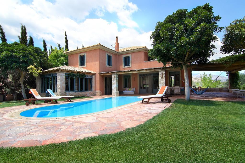Vouliagmeni Villa Atene Esterno foto